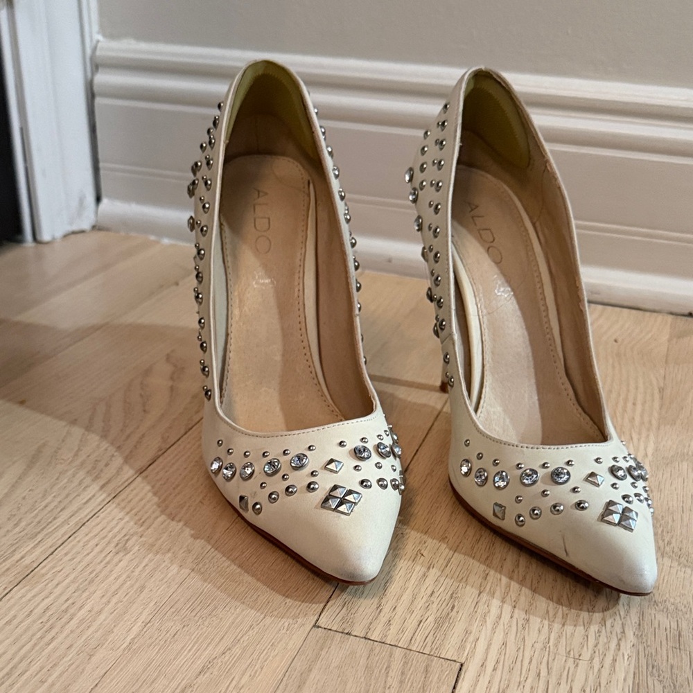 Genuine Leather Studded Aldo Heels Size 9